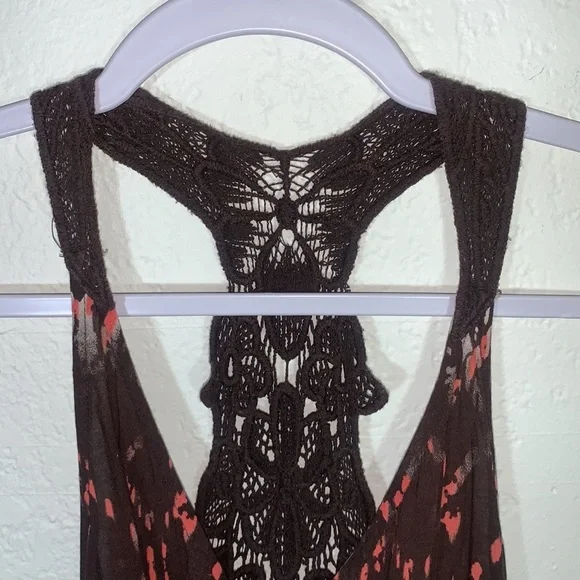 Bohemian Colorful V-Neck Mini Dress Crochet Lace Back Faux Buttons Boho Print - Picture 8 of 12